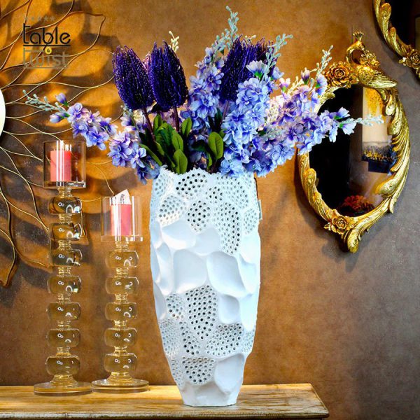 Hollow Design Shaped Ceramic Vase